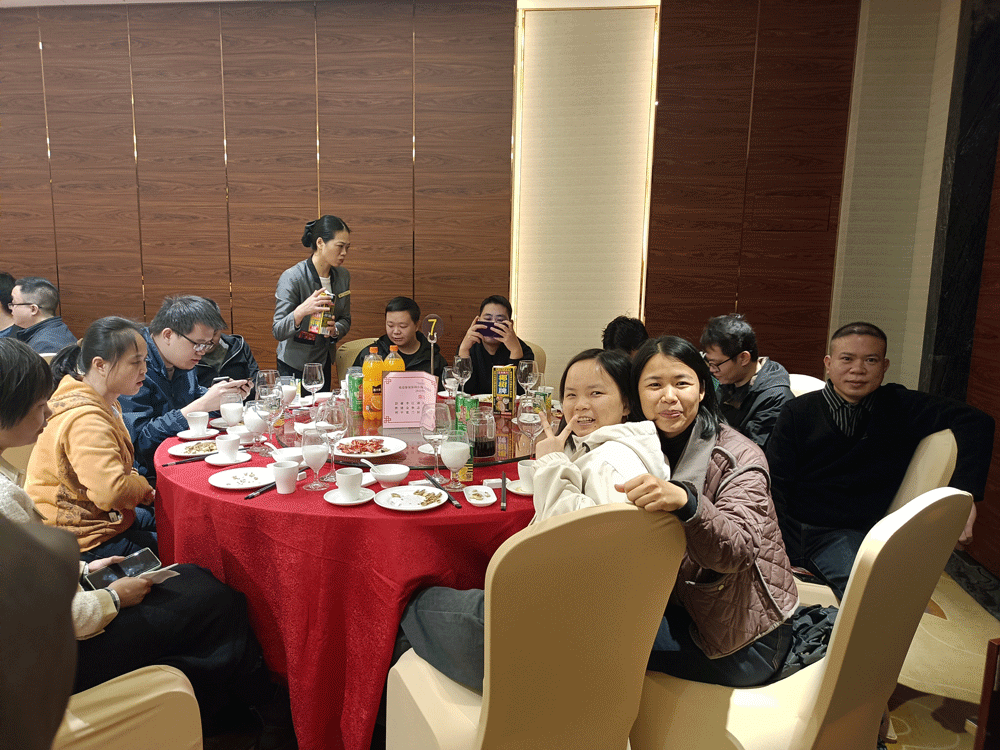新程啟航，逸云天2025新年聯(lián)歡盛典圓滿結(jié)束